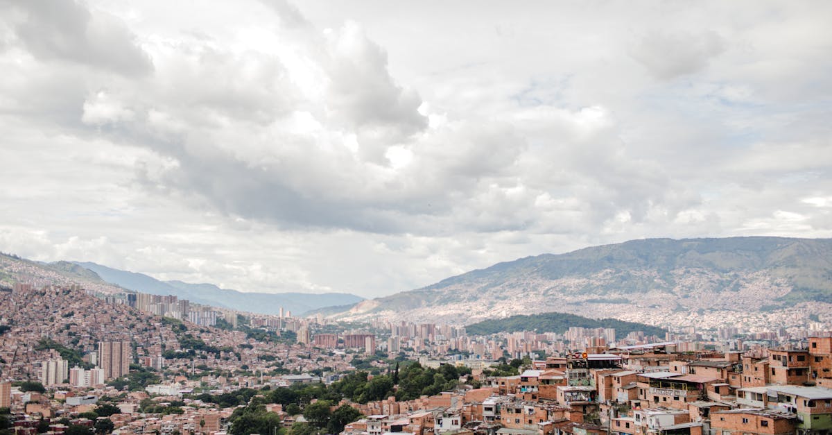 découvrez les enjeux et les impacts de l'urbanisation sur nos sociétés modernes. analyse des tendances, des défis environnementaux et des solutions innovantes pour une ville durable.