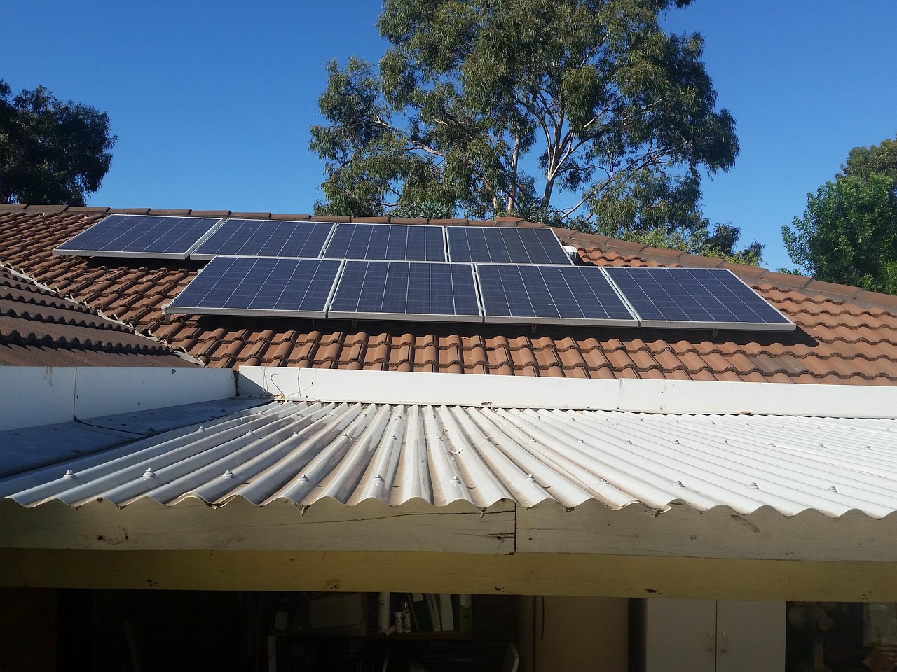 installation de panneaux solaires : équipez votre maison avec des solutions énergétiques durables et économisez sur vos factures d'électricité grâce à notre expertise professionnelle.