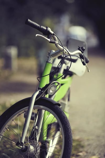 « Le bonheur à portée de pédale » : les étudiants de Reims peuvent désormais louer un vélo sur les campus pour faciliter leurs déplacements