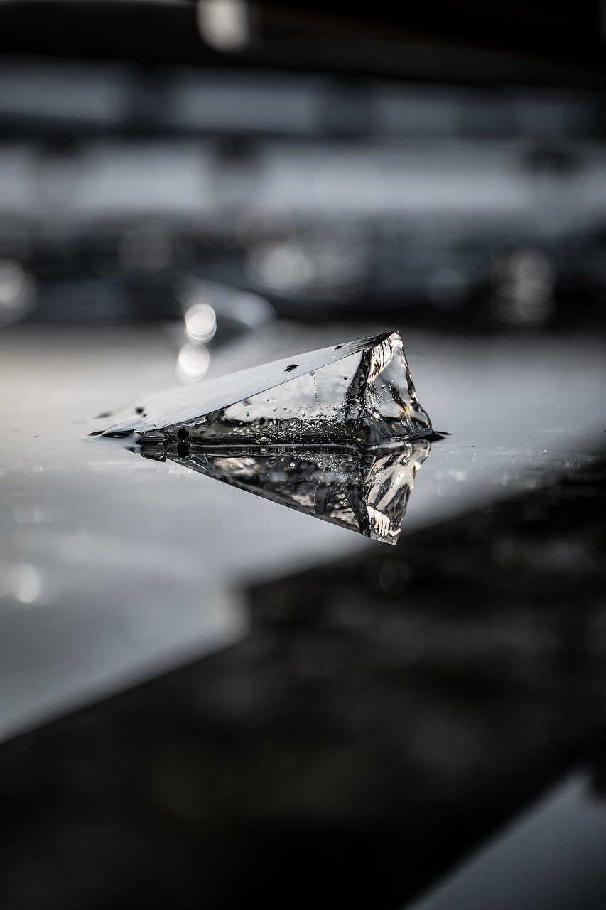 Shampoing solide : tous les avantages à adopter en 2025