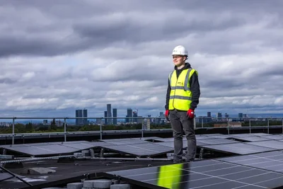 Énergies renouvelables : la Fédération de l’Électricité dénonce les concessions et tire la sonnette d’alarme sur la situation