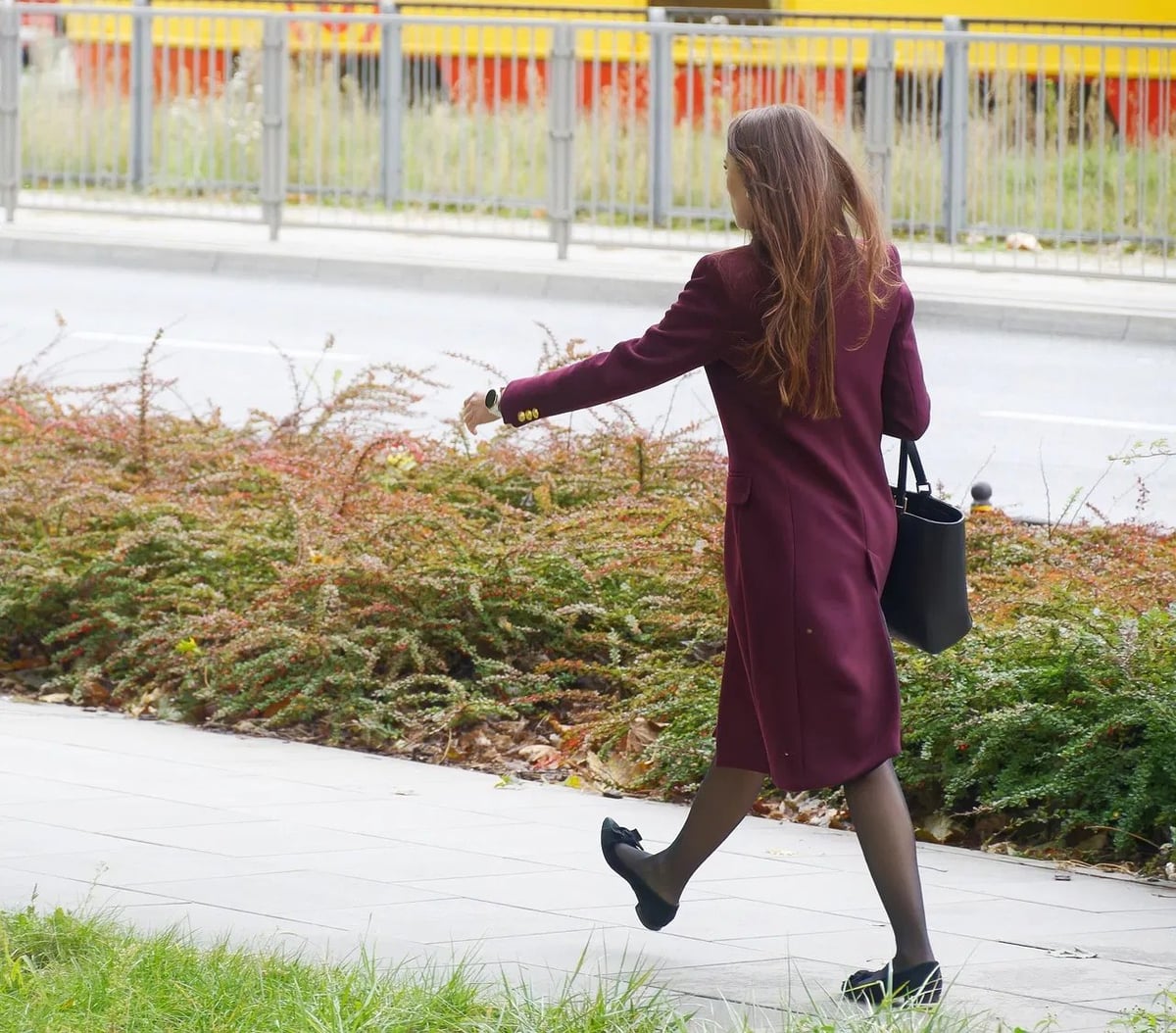 Les impacts environnementaux de la fast fashion : polyester, aviation et intelligence artificielle