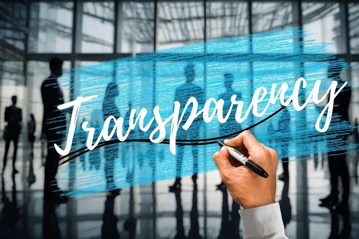 Mistral AI mise sur la transparence en publiant son bilan environnemental