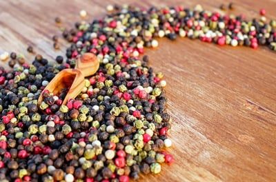 Ce condiment que vous consommez chaque semaine pourrait bientôt être produit à partir de plastique recyclé…